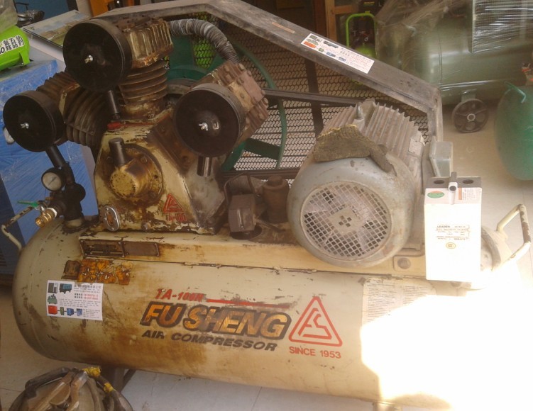 二手螺桿式、活塞機空壓機出租出售